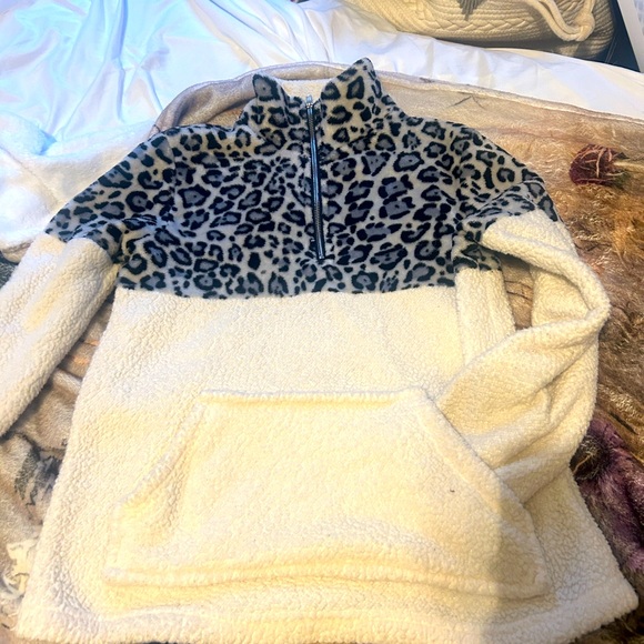 Pink Lily Leopard Print and Cream Turtleneck Sweater - Picture 1 of 3